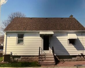 Before & After Roof Replacement in Mentor, OH (2)